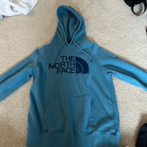 medium north face hoodie